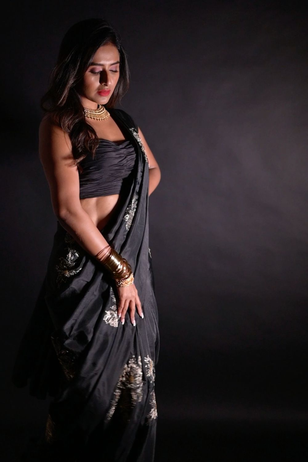 Pranwesha In Our Embroidered Black Silk Saree - Auruhfy India