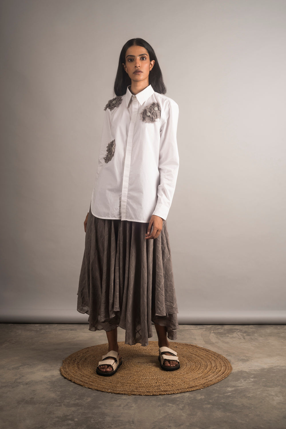 Embellished White Poplin Shirt - Auruhfy India