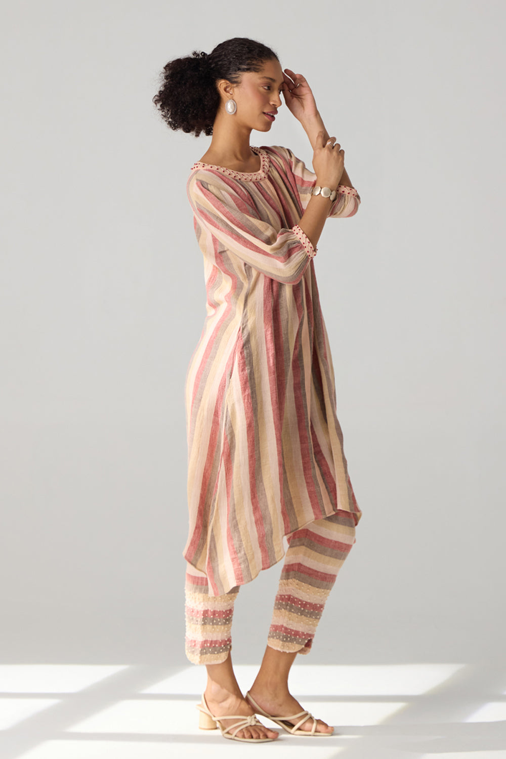 Aria - Auruhfy India