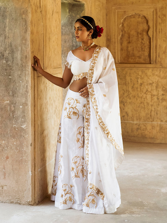 Shwet Sharara Set - Auruhfy India