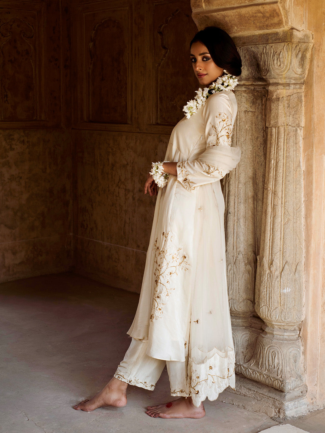 Zaeba Kurta Set - Auruhfy India
