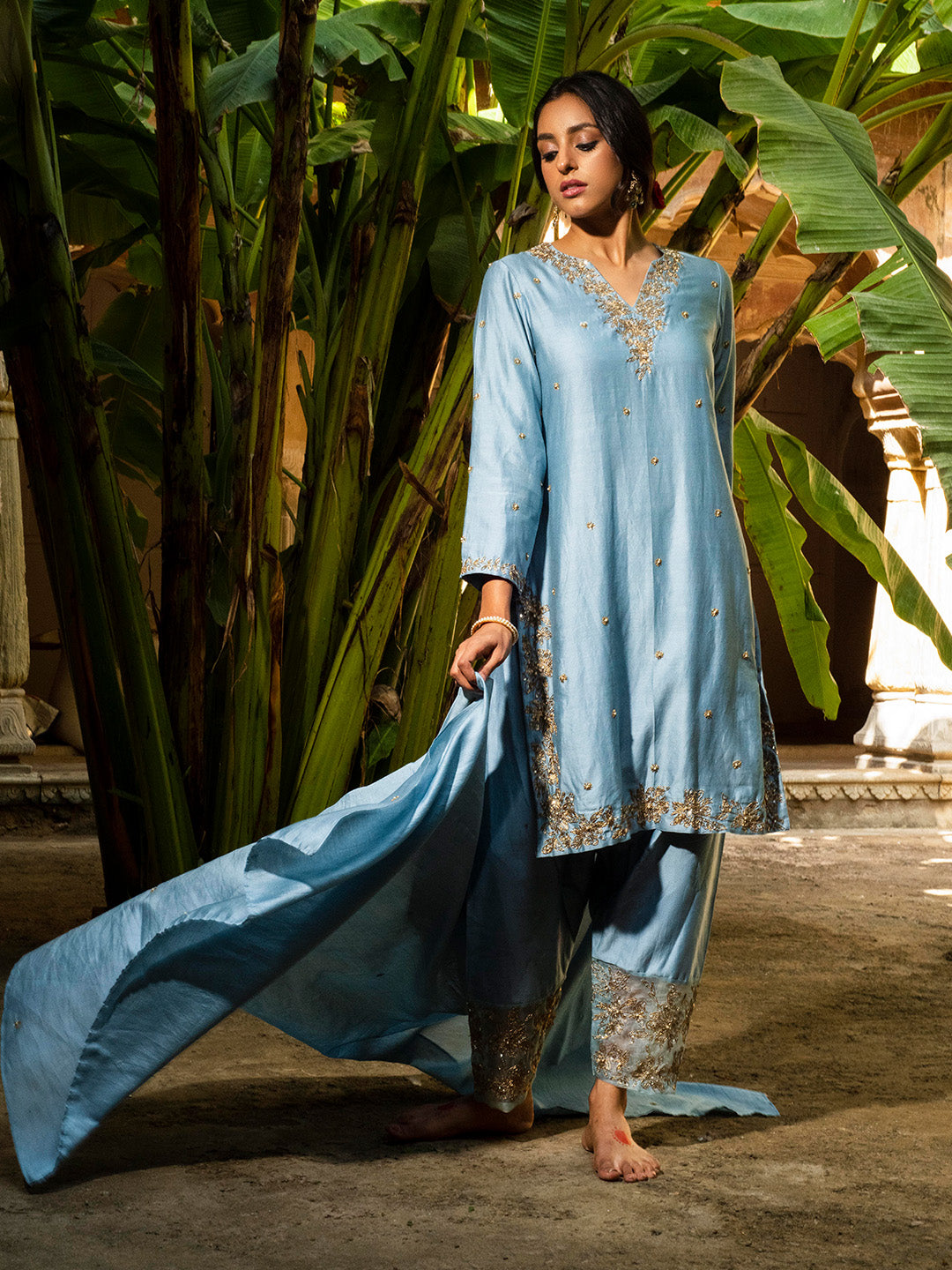 Zaheen Suit Set - Auruhfy India