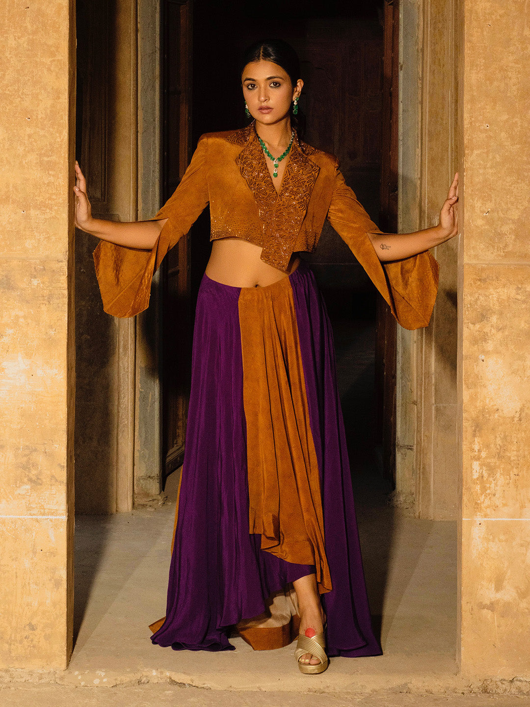 Zainab Asymmetric Skirt Set - Auruhfy India