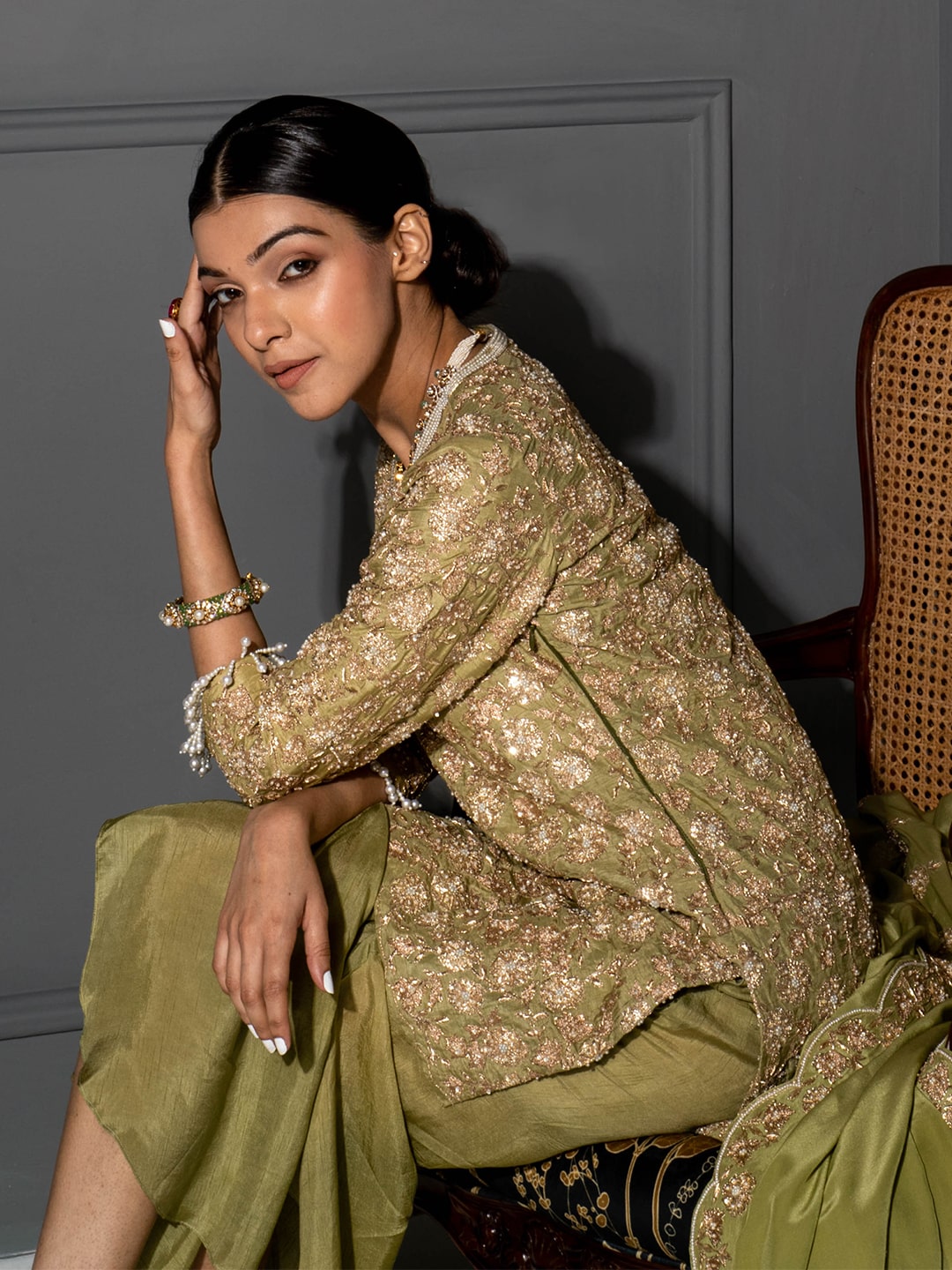 Pear Green Embellished Tunic Set - Auruhfy India