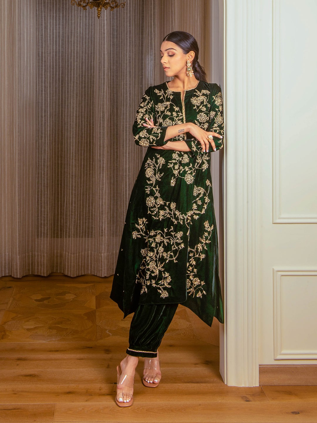 Rubina Dilaik In Our Silk Velvet A-Line Embroidered Kurta Set - Auruhfy India