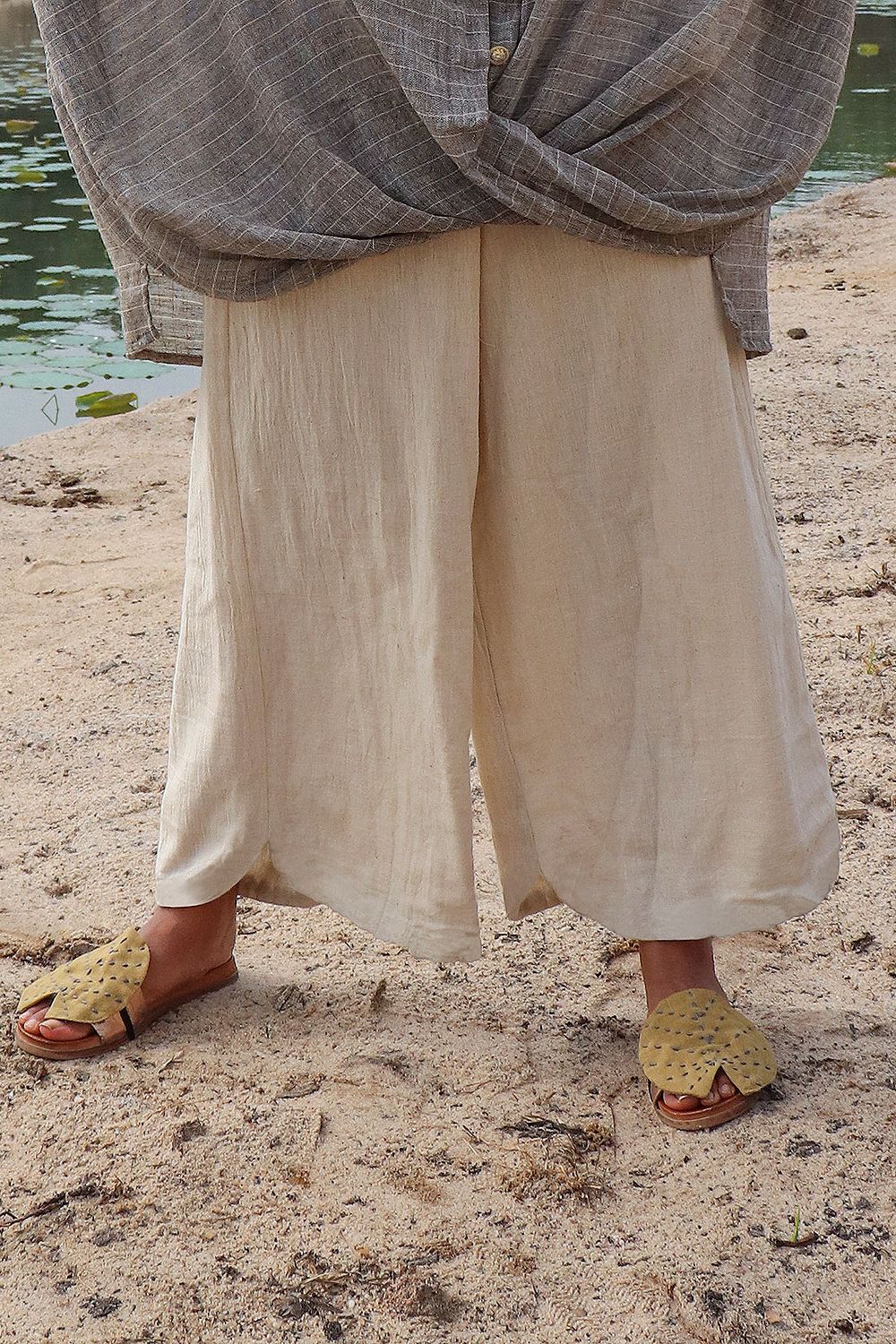 Kalhara Pants - Auruhfy India