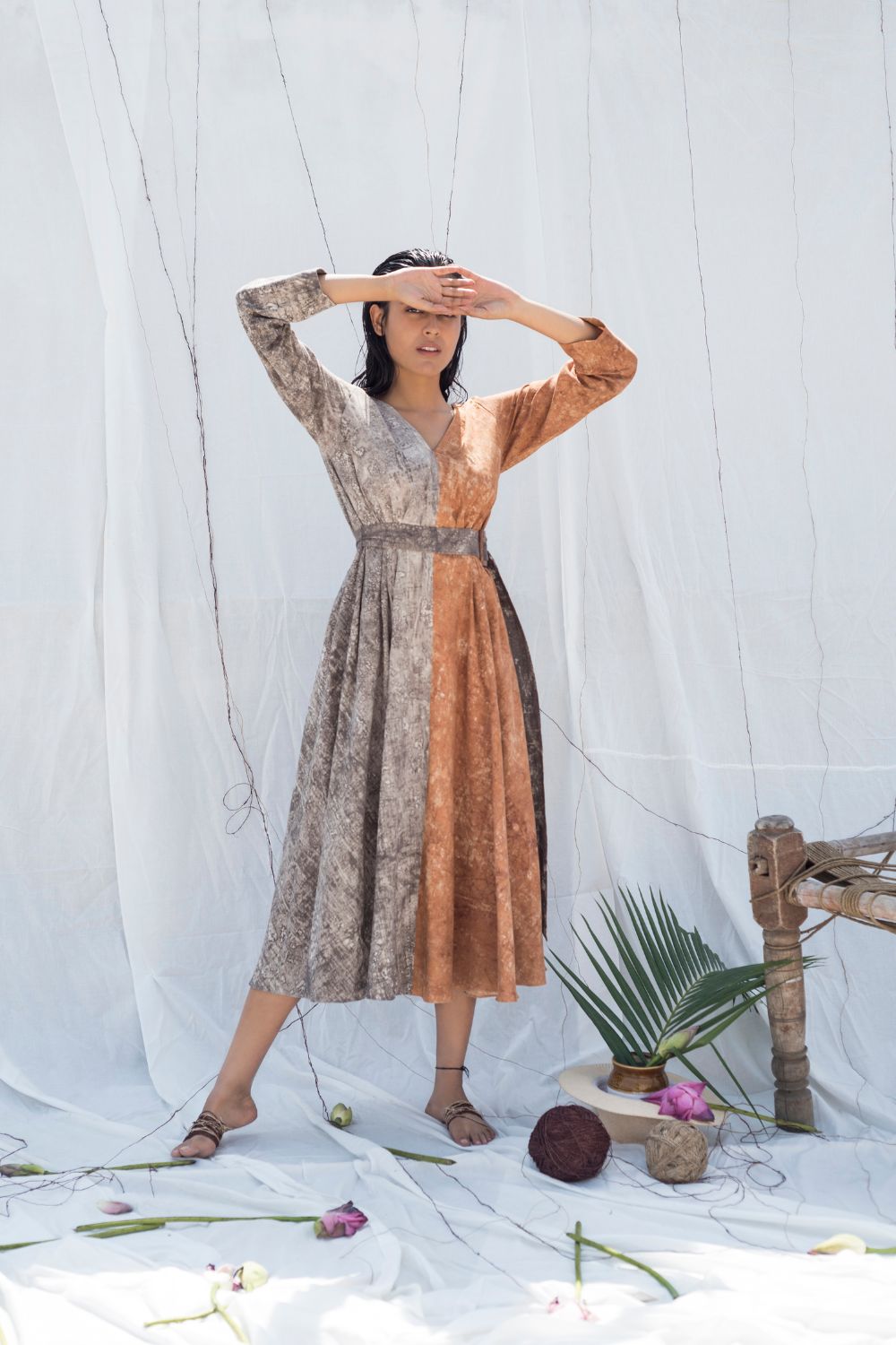 Ambar Color Block Midi Dress - Auruhfy India