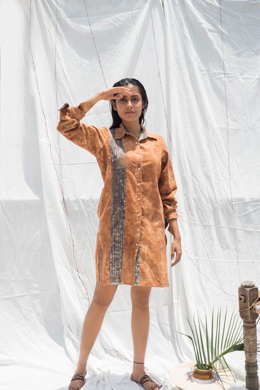 Ambar Panelled Long Shirt - Auruhfy India