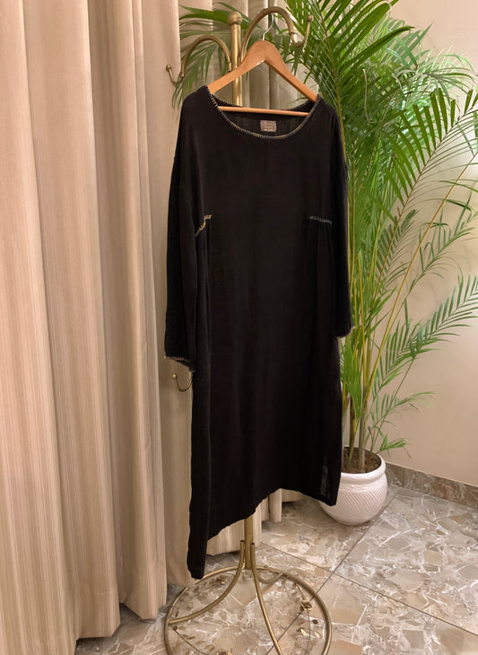 Shwet Dress (Black) - Auruhfy India